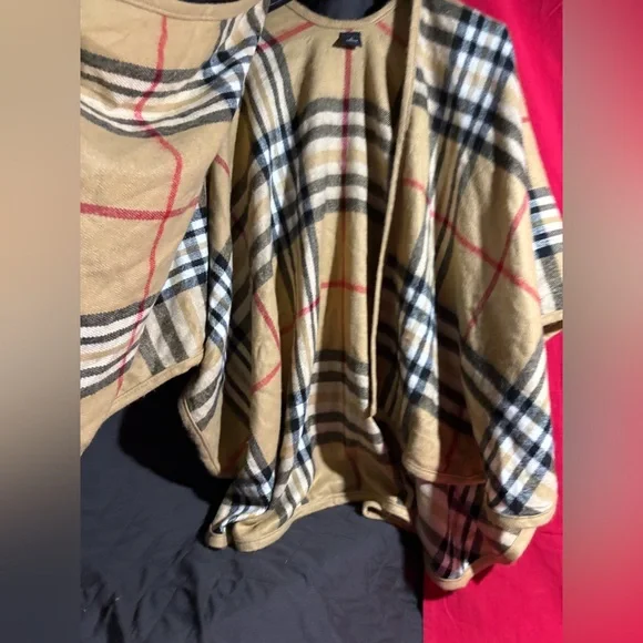 V. FRAAS Beige Plaid Cape Jacket - Picture 3 of 5